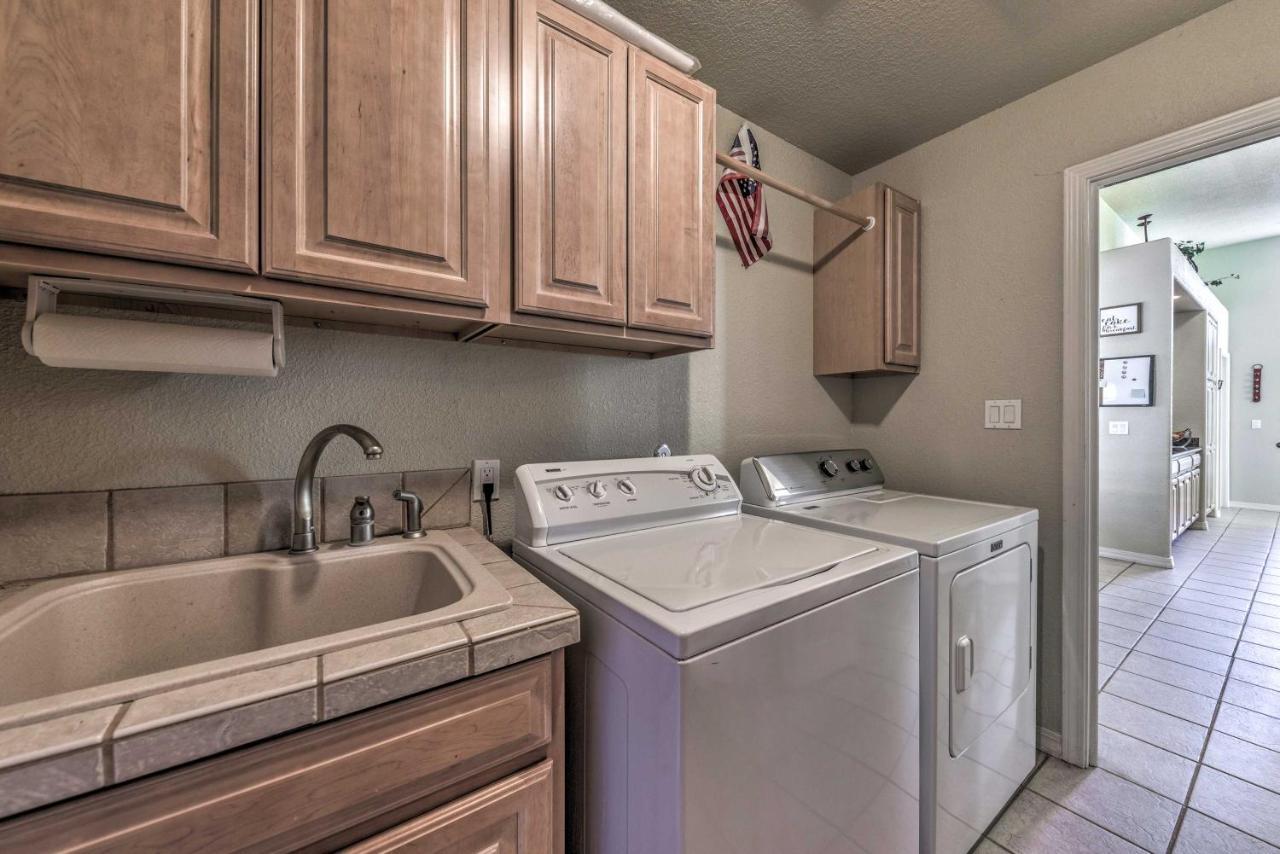 Roomy Ruidoso Retreat With Deck, Grill, And Mtn Views! Eksteriør bilde